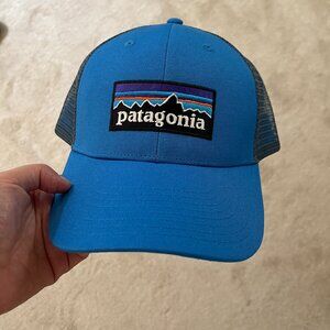 NEW-Patagonia Mens P-6 Logo Trucker Hat - Blue-Adjustable